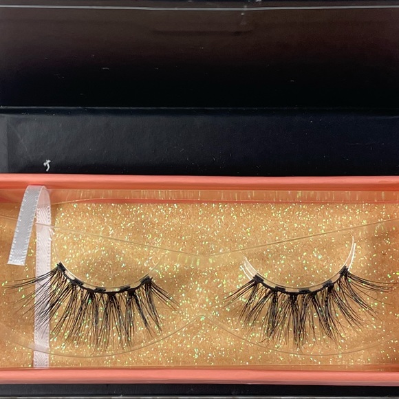 MoxieLash Sassy Lux Bundle, sassy lash magnetic eyelashes NEW - Picture 3 of 4
